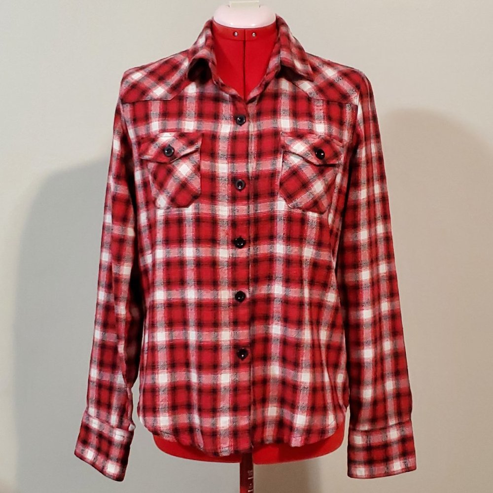 “Molokai” Women’s Red Plaid Button-up Shirt – S